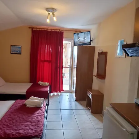 Apartment Nikos *